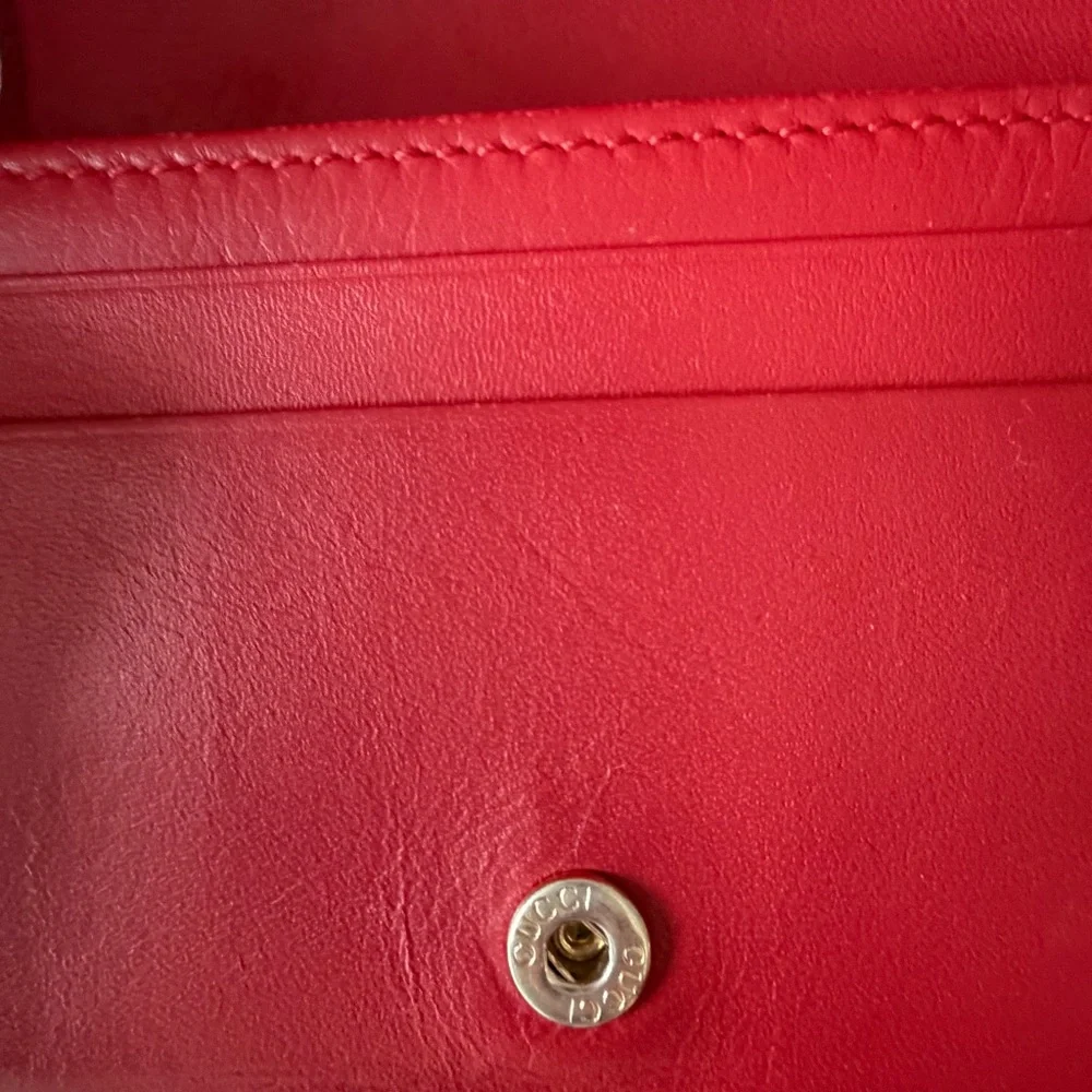 Gucci GG Blooms Supreme Compact Wallet – Red Leather Interior - Picture 10 of 11